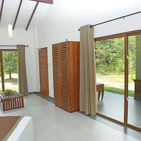 The Forest Chalet Tissamaharama Room photo